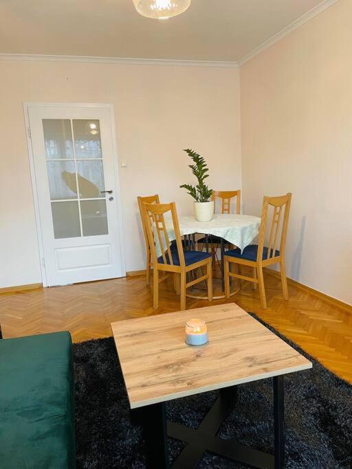 Apartament Pod Pawiem Olsztyn  Luaran gambar